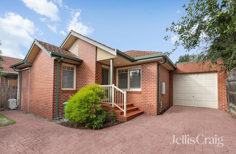 2/219 Waterdale Road Ivanhoe 3079