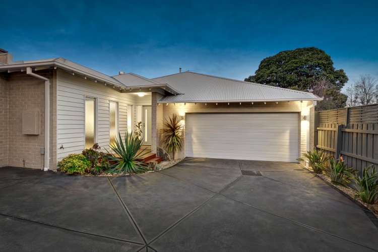 2/22 Donald Street Mount Waverley 3149