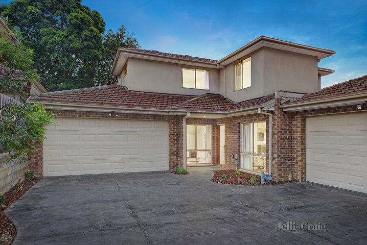 2/22 Roberts Street Glen Waverley 3150