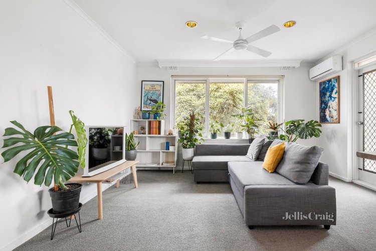 2 22 Walsh Street Ormond 3204