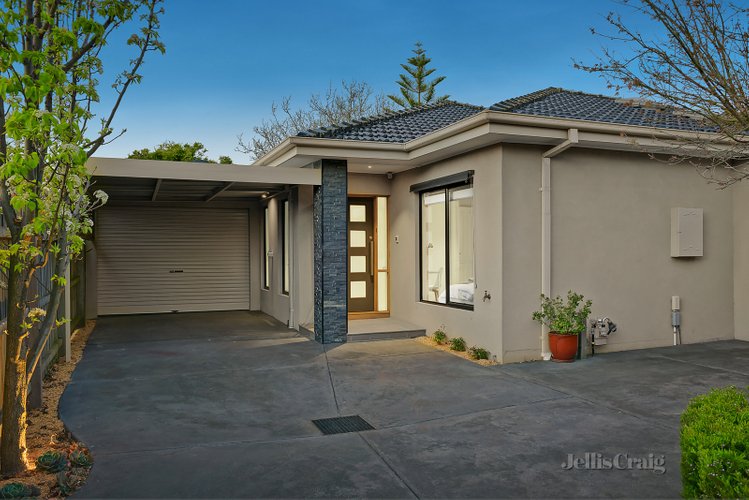 2/23 George Street Bentleigh East 3165