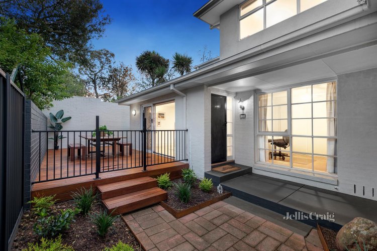 2 23 Olinda Street Glen Waverley 3150