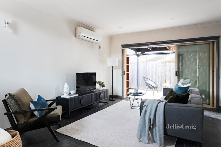 2 234 Collins Street Thornbury 3071