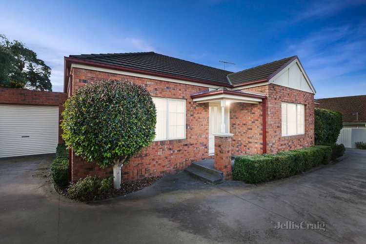 2/237 Rosanna Road Rosanna 3084