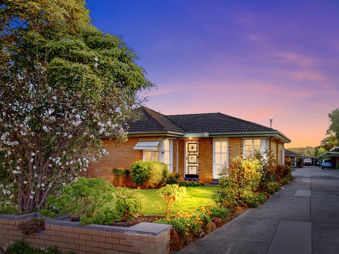 2/24 Albion Road Glen Iris 3146