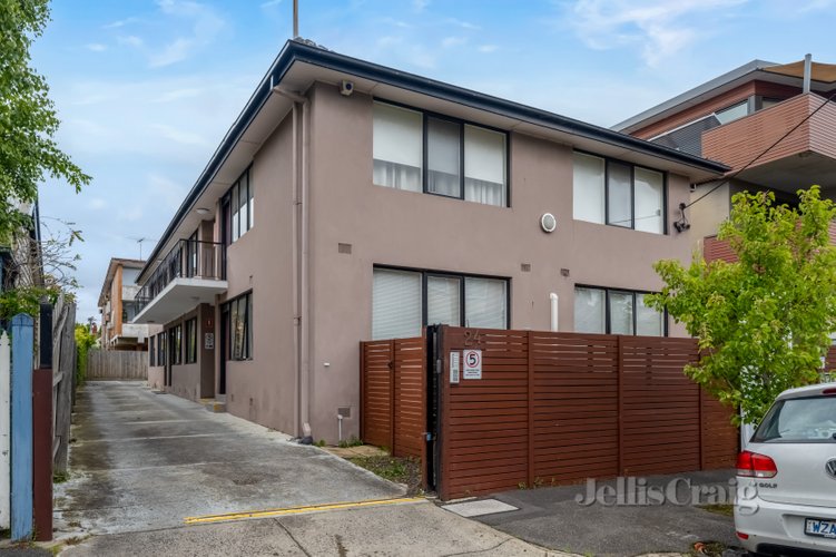 2/24 Blenheim St  Balaclava 3183