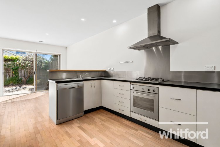 2/24 Sherbourne Terrace, Newtown
