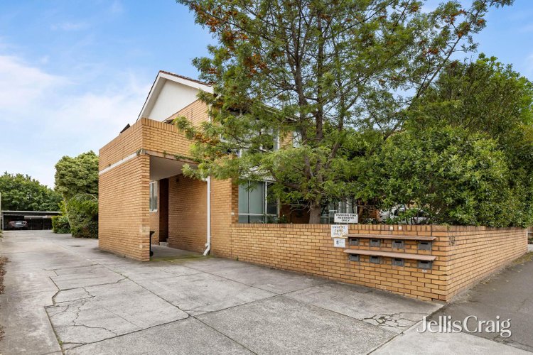 2 243 Riversdale Road Hawthorn East 3123
