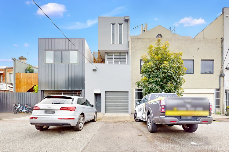 2/246 Bay Street Port Melbourne 3207