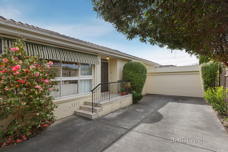 2/25 Cloverdale Road Glen Iris 3146