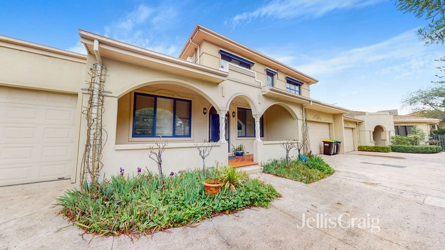 2/25 Coolgardie Avenue Malvern East 3145