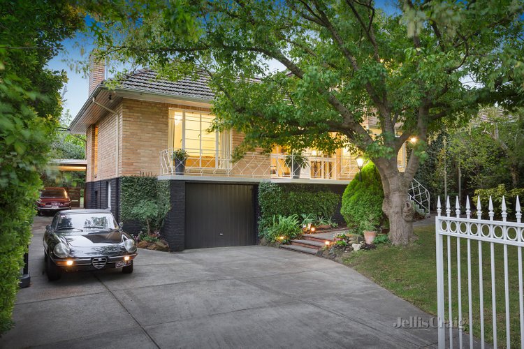 225 Elgar Road Surrey Hills 3127