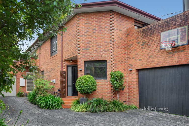 2 25 Fisher Street Malvern East 3145