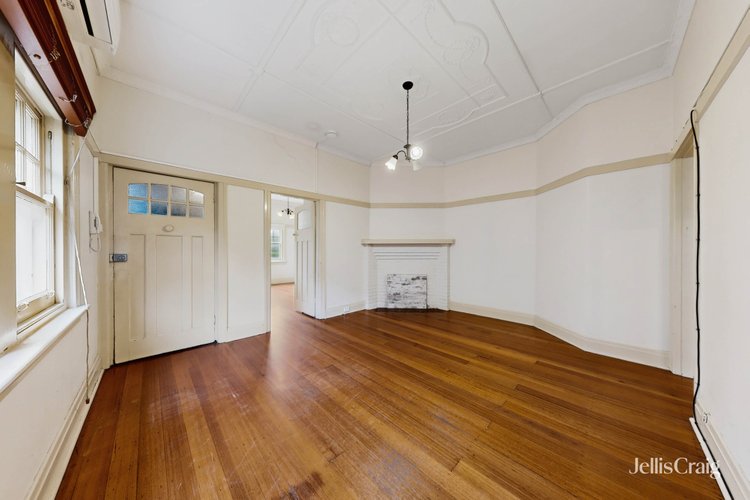 2/25 Mitchell Street St Kilda 3182