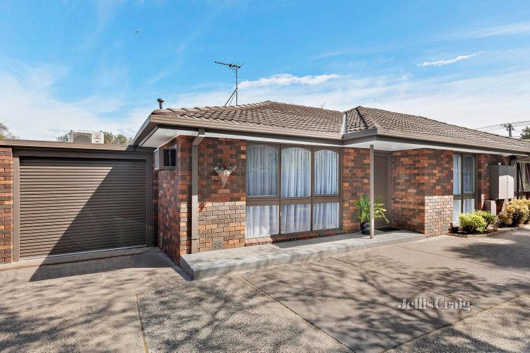 2 26 Ballater Street Essendon 3040