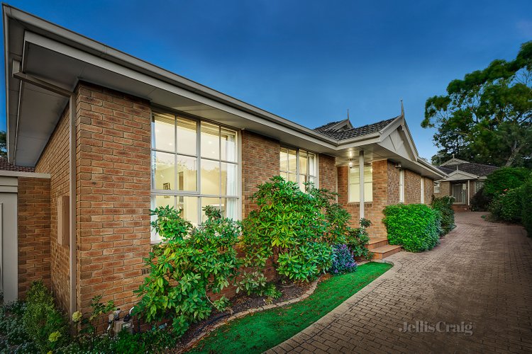 2/26 Brenbeal Street Balwyn 3103