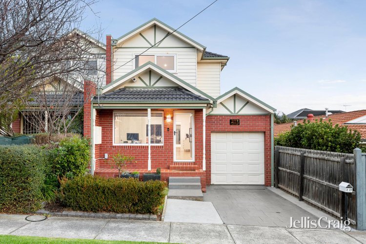 2 27 Brentwood Avenue Pascoe Vale South 3044