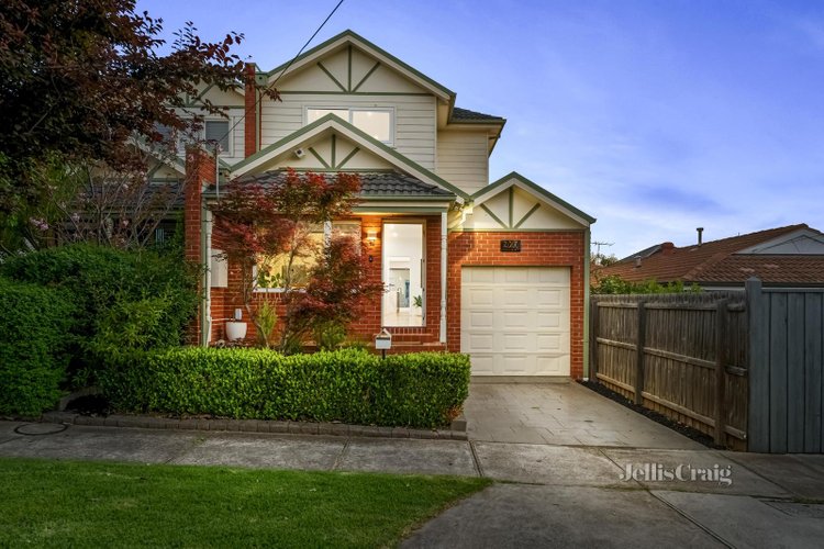 2 27 Brentwood Avenue Pascoe Vale South 3044