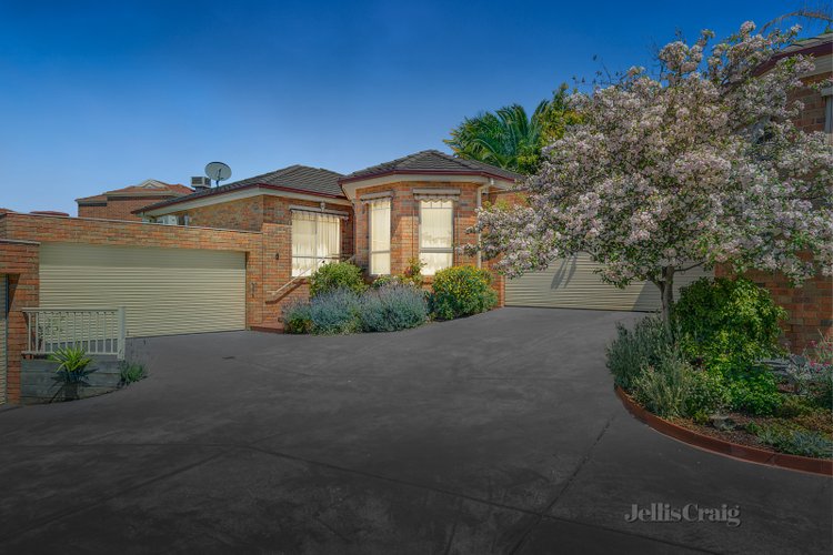 2/27 Ellesmere Parade Rosanna 3084