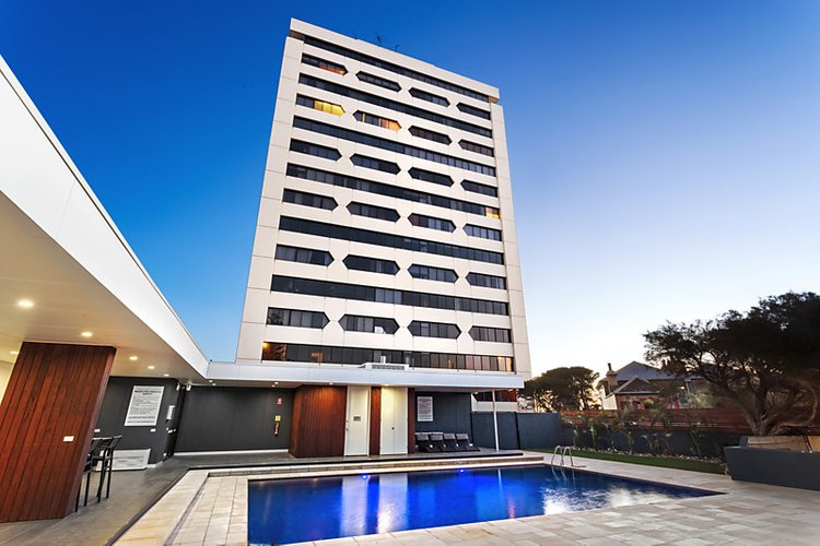 22/8-10 The Esplanade St Kilda 3182