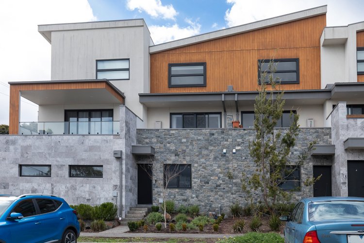 2/28 Arthur Street Eltham 3095