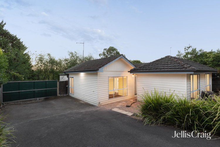 2 28 Bruce Street Diamond Creek 3089