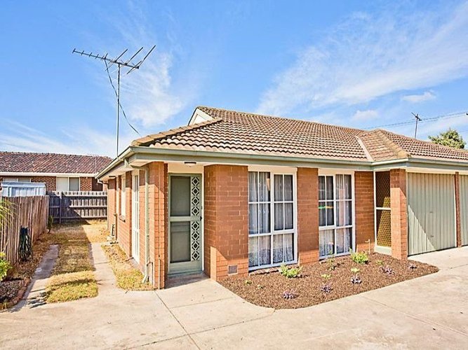 2 28 Grieve Parade Altona 3018