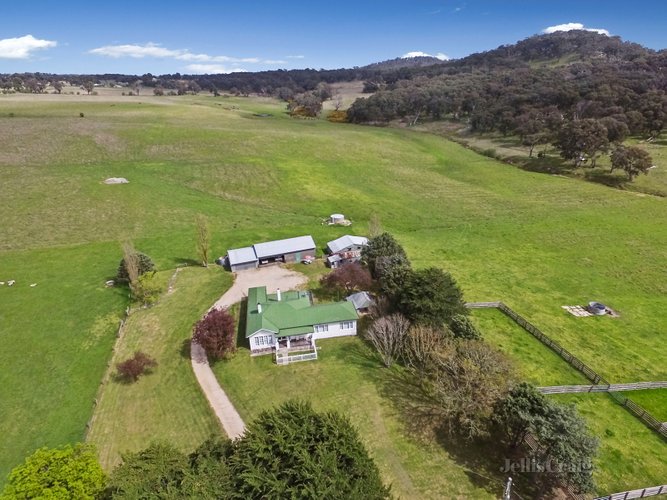 228 McPhersons Lane Kyneton 3444