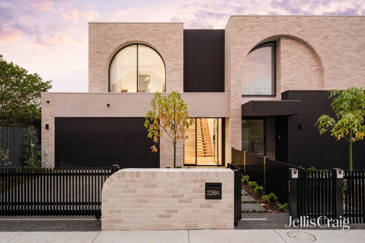 228a Rossmoyne Street Thornbury 3071