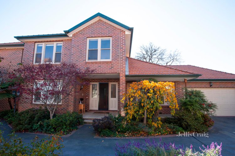 2 29-31 Howe Street Murrumbeena 3163