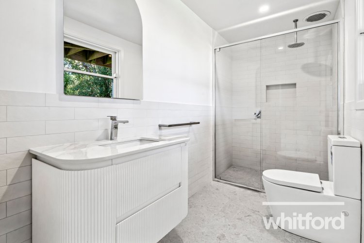 229 Noble Street, Newtown