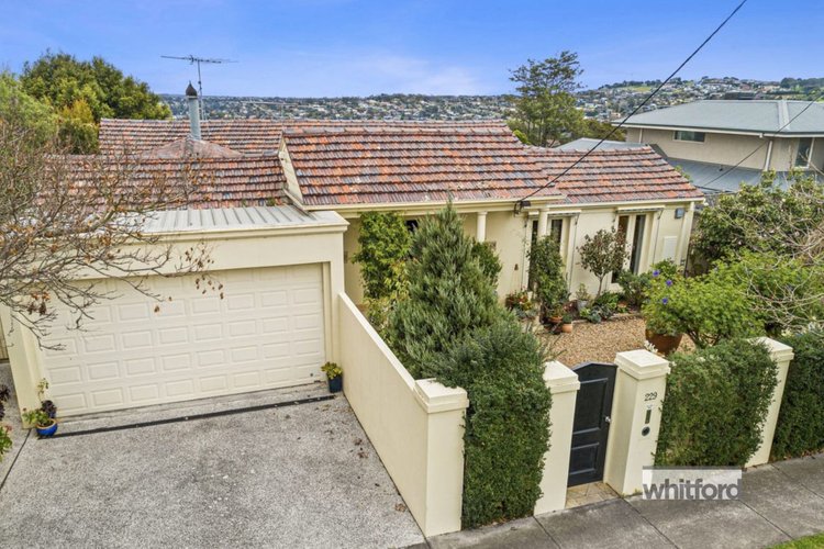 229 Noble Street, Newtown