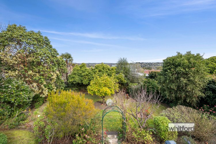 229 Noble Street, Newtown