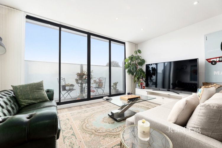229/15 Lithgow Street Abbotsford 3067