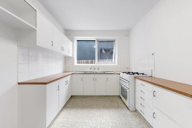 2/293 Kooyong Road Elsternwick 3185