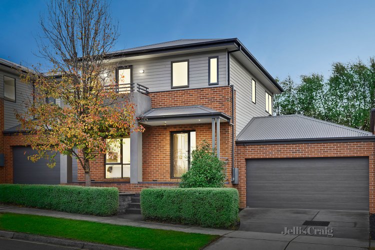 22A Wooddale Grove Donvale 3111