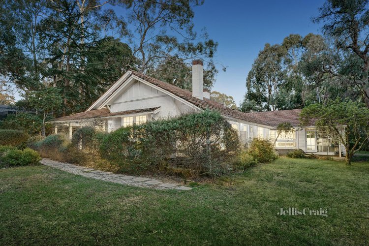 23-25 Laurel Grove Blackburn 3130