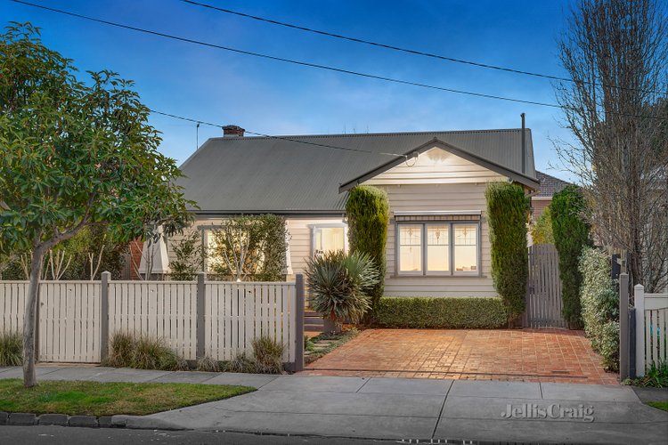 23 Emily Street Carnegie 3163
