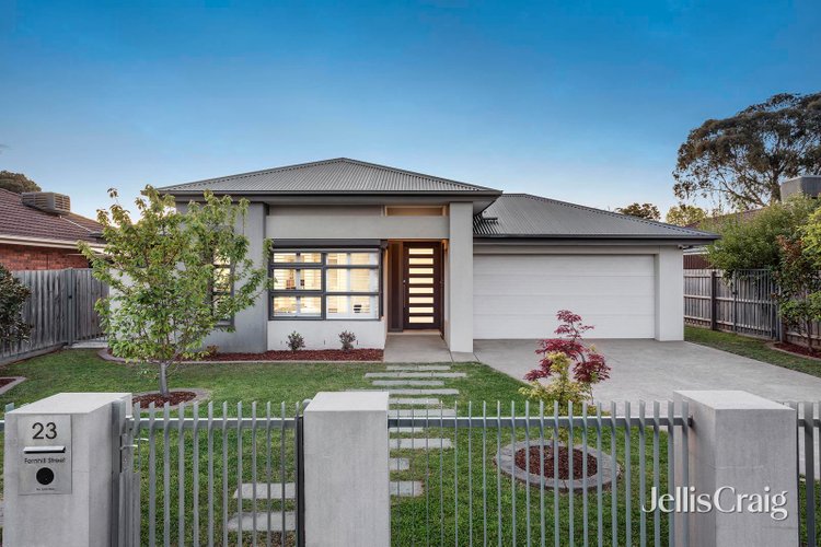 23 Fernhill Street Glen Waverley 3150
