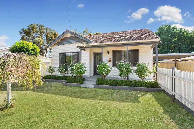 23 Fryers Road Campbells Creek 3451