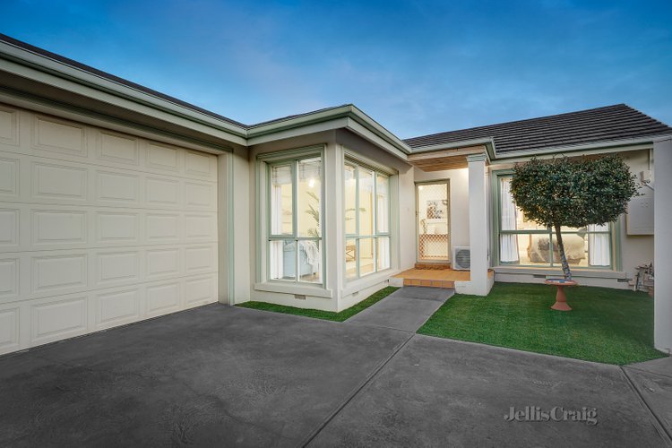 2/3 Gross Court Mount Waverley 3149