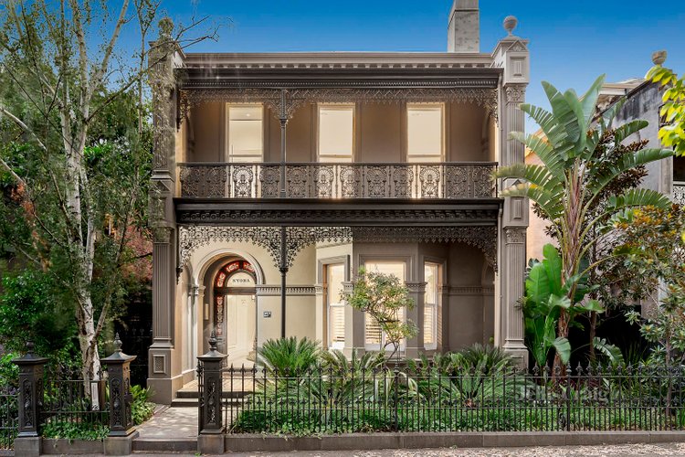 23 Howe Crescent South Melbourne 3205