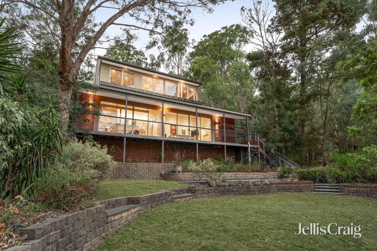 23 Hutchinson Avenue Warrandyte 3113