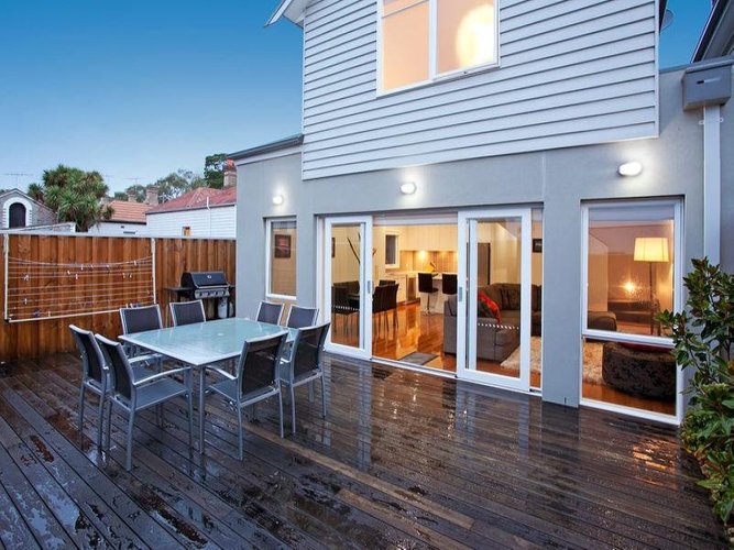 2/3 Kilgour Court, Geelong