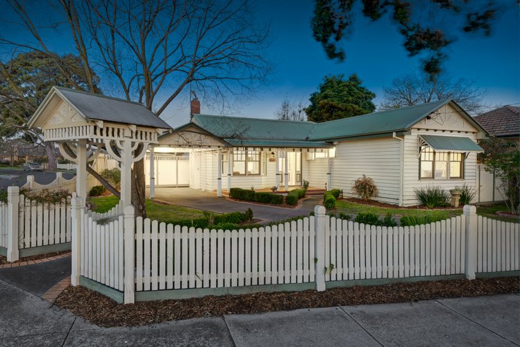 23 Malabar Road Blackburn 3130
