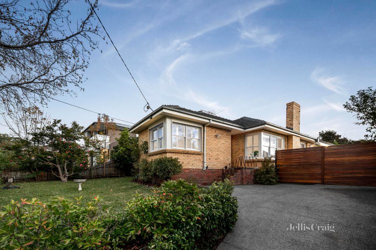 23 Milne Road Mont Albert North 3129