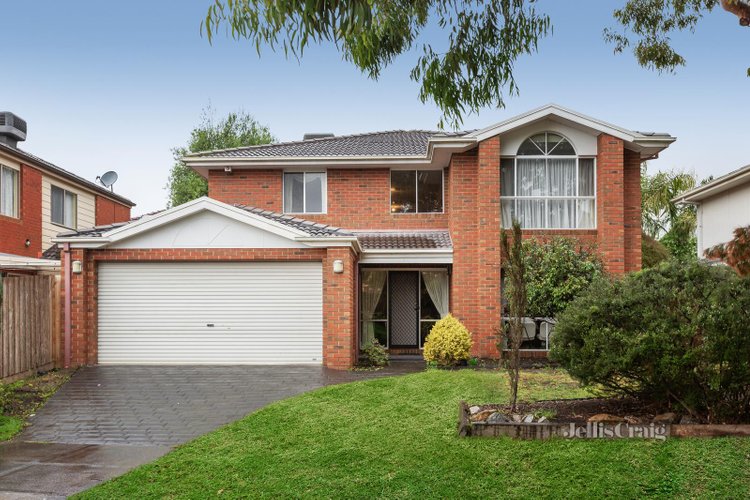 23 Mosman Close Wantirna South 3152