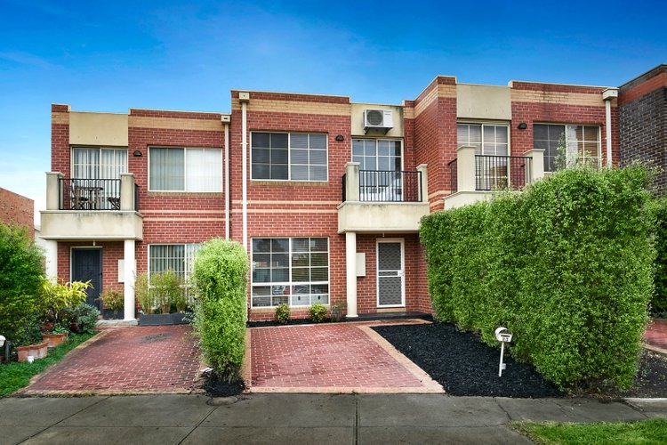 23 Newmarket Way Flemington 3031