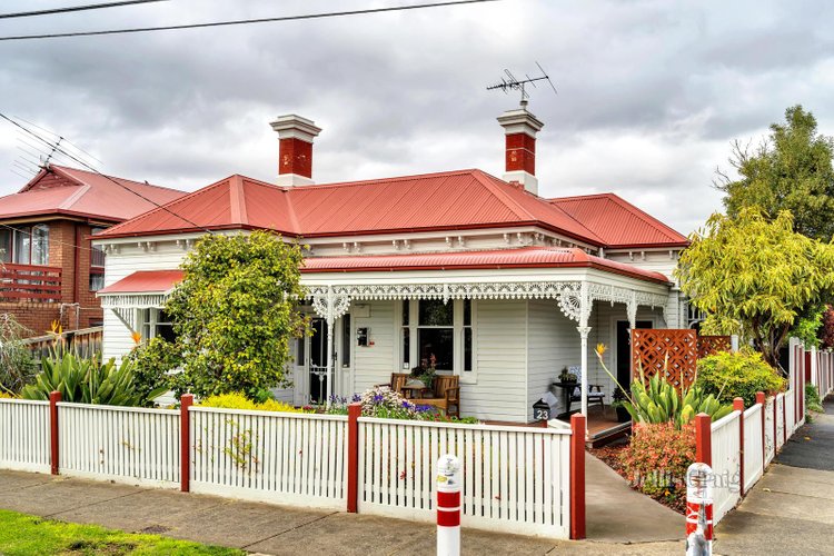 23 Normanby Avenue Thornbury 3071
