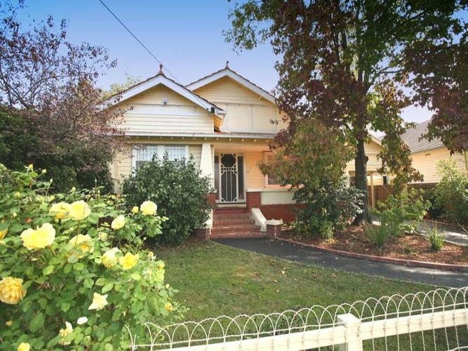 23 Parkside Ave  Box Hill 3128